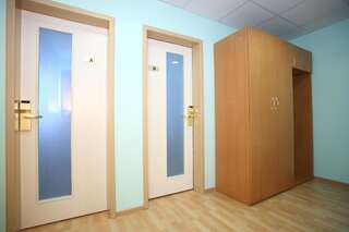 Гостиница Россия Ноябрьск Двухместный номер с 2 отдельными кроватями и общей ванной комнатой-2